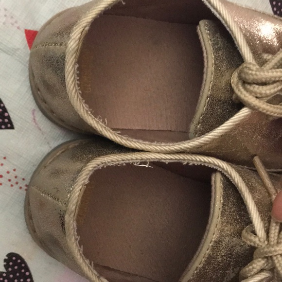 Gold Gymboree Oxfords - Picture 2 of 2